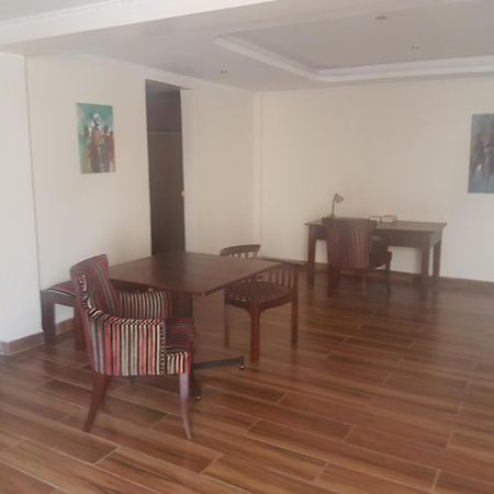 The Vic Hotel Kisumu Bagian luar foto