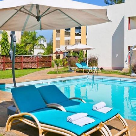 The Vic Hotel Kisumu Bagian luar foto