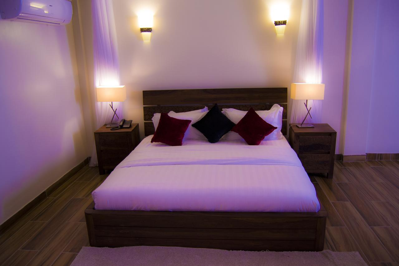 The Vic Hotel Kisumu Bagian luar foto