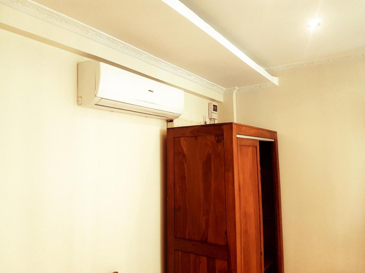 The Vic Hotel Kisumu Bagian luar foto