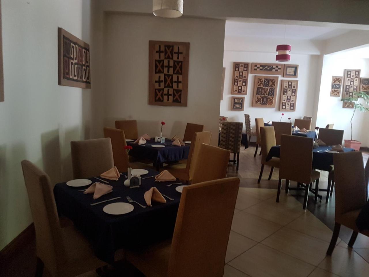 The Vic Hotel Kisumu Bagian luar foto